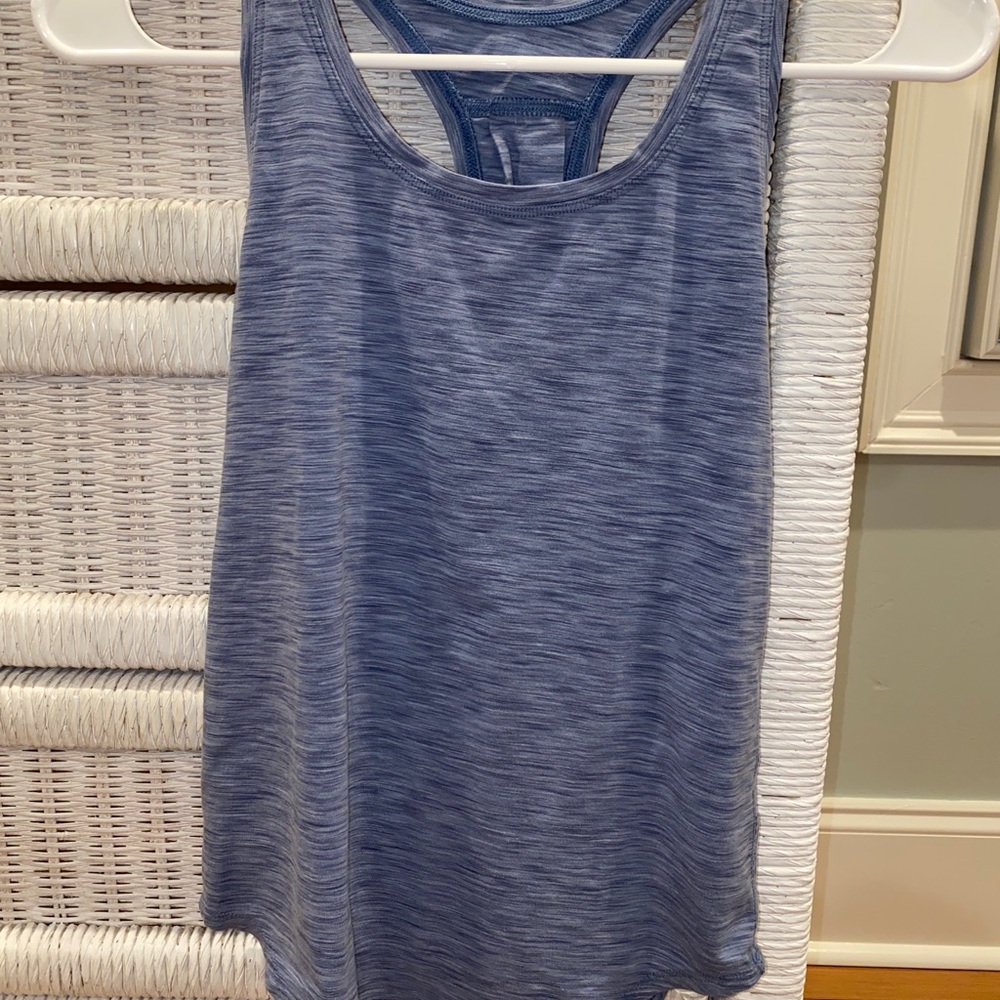 Lululemon tank top